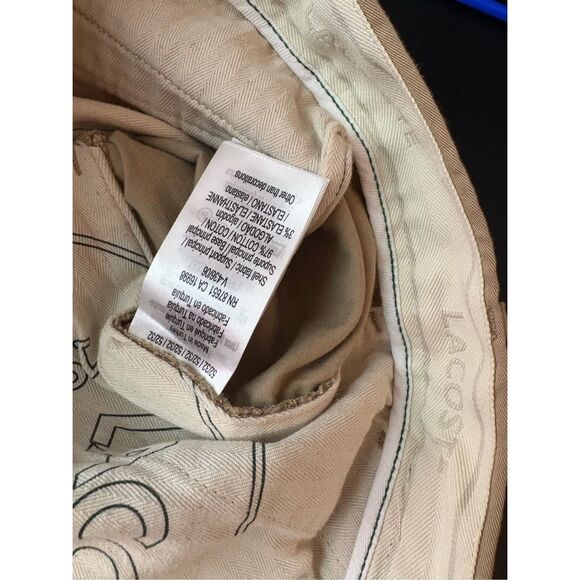 Lacoste khaki pants size 42 measures as size 40 - Picture 12 of 14